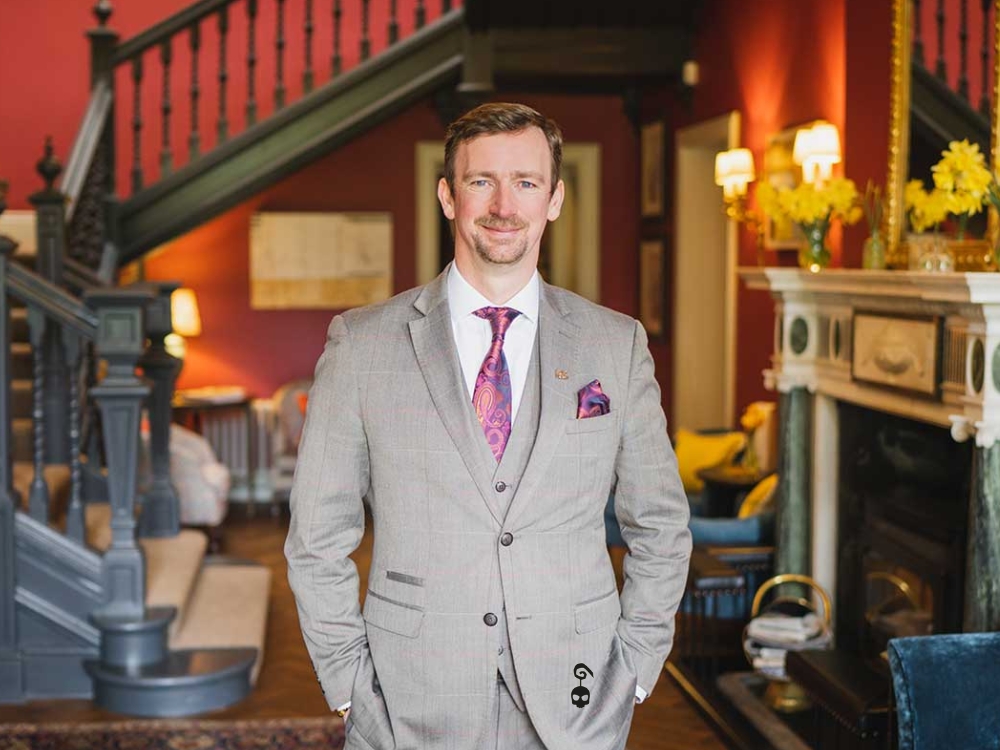 Home | Institute of Hospitality
